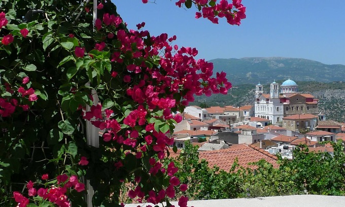 Pagondas House | Village home, terraces, garden, gorgeous views, 15 min to beach