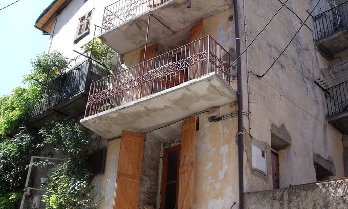 Old Tende House | Village house for 8 people - discover the Vallée des Merveilles!