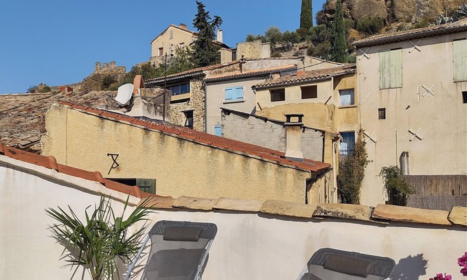 Beaumes-de-Venise House | Village house with a great roof terrace