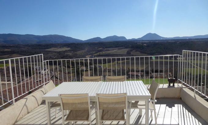 Puimoisson House | Village house near gorges du verdon and lac de st croix