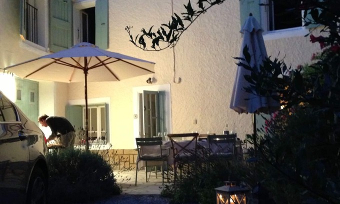 Canet House | Village house with garden in the middle of the southern French wine region, 30 minutes to the sea