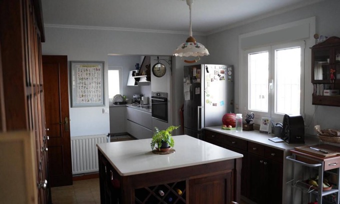 Valdovino House | Village house with large garden near the beach