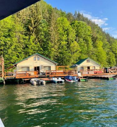 Bicaz Boat Rental | VILLAGEbythelake Bicaz