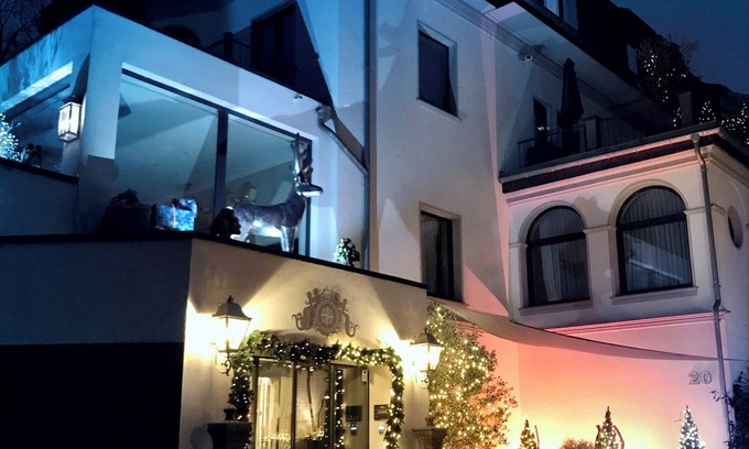 Rodenkirchen Hotel | Villahotel Rheinblick