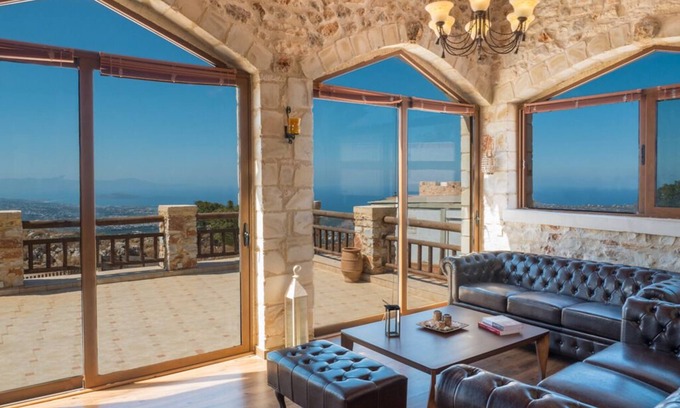 Tsikalaria Villa | VillaMalaxa Private Luxury with amazing Views all over the city