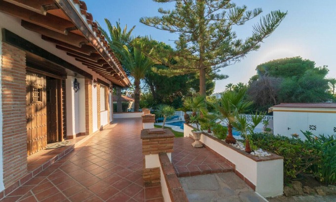 Urbanizacion Marbessa Villa | VillaMarbella