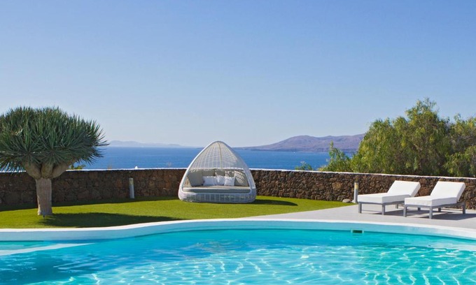 Los Mojones Villa | VillaMare