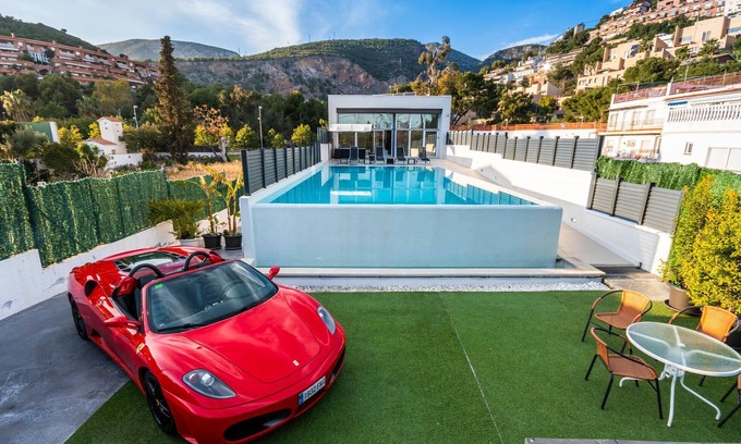 Vallpineda Villa | VILLAMARLY III WITH 2 SWIMMING POOLS 200 METERS FROM THE BEACH CASTELLDEFELS-SITGE