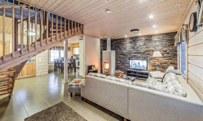 Sotkamo House | Villanoora b by Interhome
