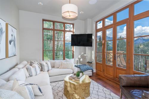 Mountain Village Apartment | Villas at Cortina 1 by Alpine Lodging Telluride