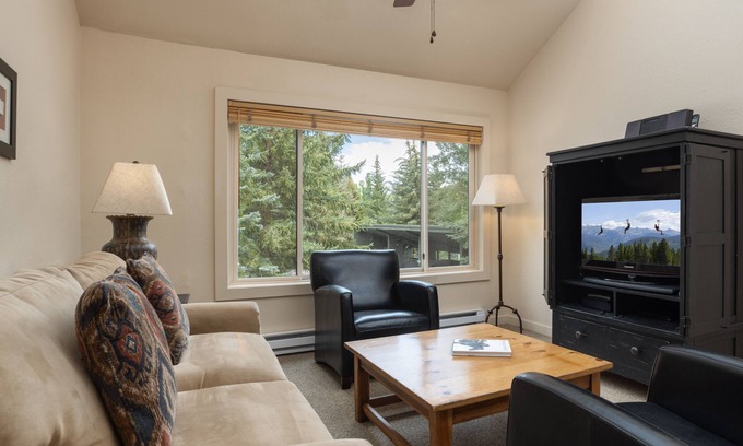 Snowmass Village Condo | Villas at Snowmass Club - 1204