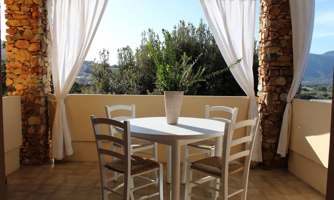 Villasimius Apartment | Villasimius - Bright and comfortable apartment Reg. RegionaIe I. U.N. P 2864
