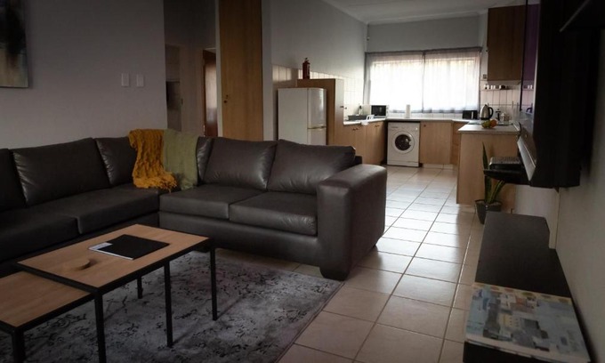 Garsfontein Apartment | VillaZek a modern 2 bedroom open- plan apartment with parking