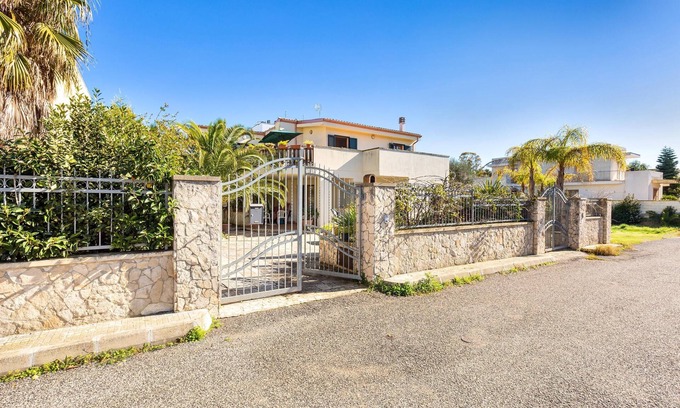 Cenate House | Villetta Annamaria by BarbarHouse