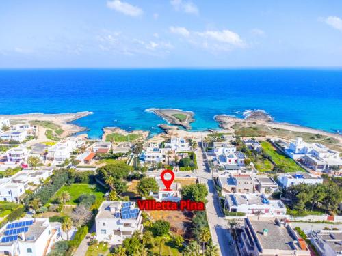 Torre Santa Sabina House | Villetta Pina 50m da spiaggia sabbia e parcheggio privato