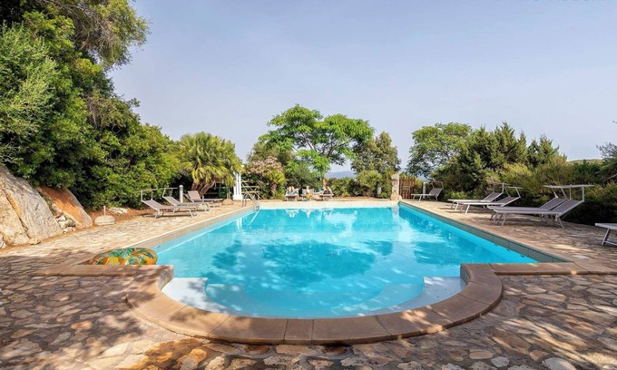Santa Maria La Palma Cottage | Villino degli Olivastri in the heart of the Porto Conte Nature Park