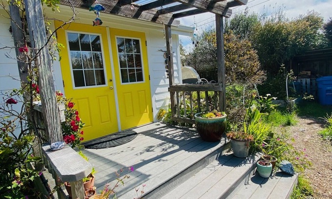 Eureka House | Vimala Voga Retreat House- Beach Access- Arcata