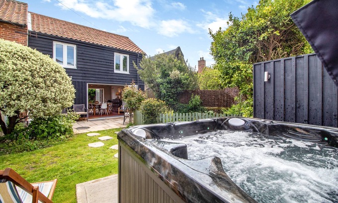 Walberswick House | Vine Cottage - Walberswick