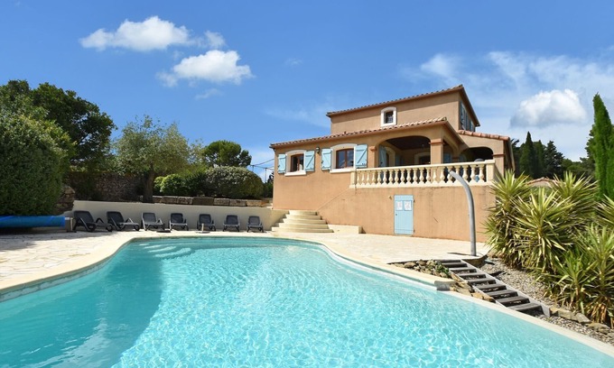 Montbrun-des-Corbieres Villa | Vineyard Stay w/Pool