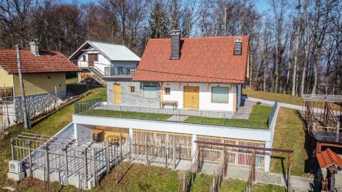 Trebnje House | Vineyard cottage Kraljevi kotiček