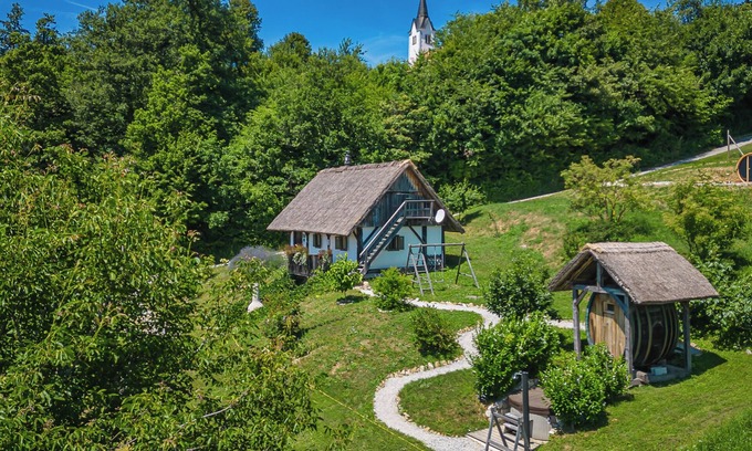 Srednje Grcevje House | Vineyard Cottage Pavlin 2, Otočec, Slovenia