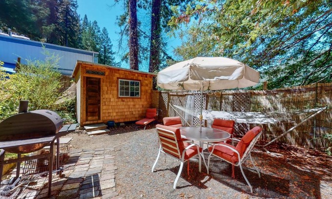Guerneville House | Vineyard Cottage