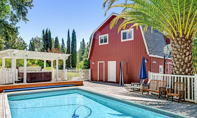 Forestville House | Vineyard home with private pool & hot tub, outdoor kitchen, fast WiFi & acreage