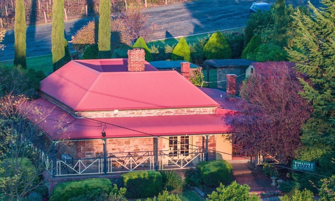 Talunga Bed & Breakfast | Vineyard House - Gumeracha