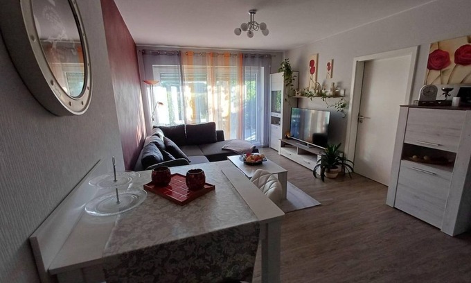Ockfen Apartment | Vineyard Oasis - Apartment