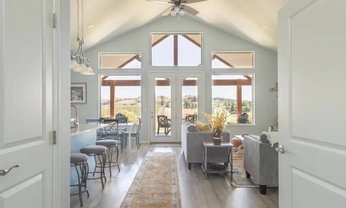 Selah House | Vineyard View "Taste of Tuscany", incredible 220 degree view, in Wine Country!