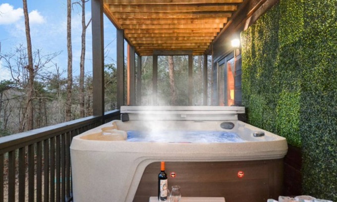 Ellijay Cabin | Vineyard-Views-Jacuzzi-Game Room-Outdoor Fireplace