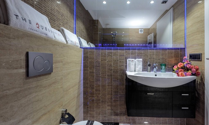 Gare Apartment | Vinicia -M11 One-Bedroom Apartment with Balcony