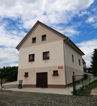 Drnholec House | Vinný sklep u Malíků