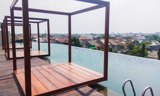 Pekayon Jaya Apartment | Vintage 2BR Apartment at Grand Kamala Lagoon