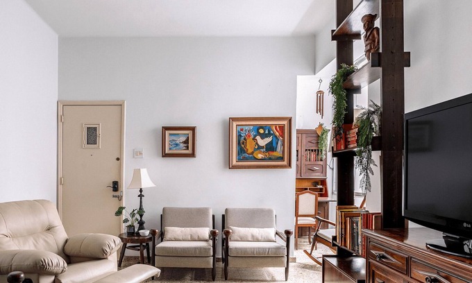 Flamengo Apartment | Vintage Charm: 3 BR Flamengo RJ, 3 min to Metro