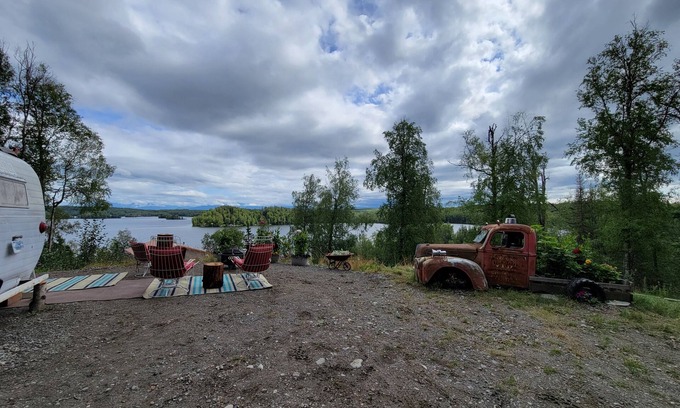 Big Lake House | Vintage Trailer with access to Big Lake & Private Campground