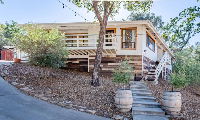 Atascadero House | Vintage Treehouse - 4BR/3BA - Midcentury Ranch Meets Coastal Cowboy Comfort