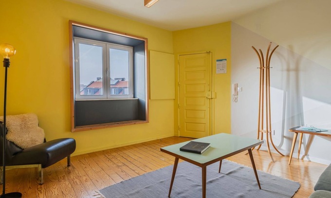 Mouraria Apartment | Vintage w/Castle View Apartment by LovelyStay