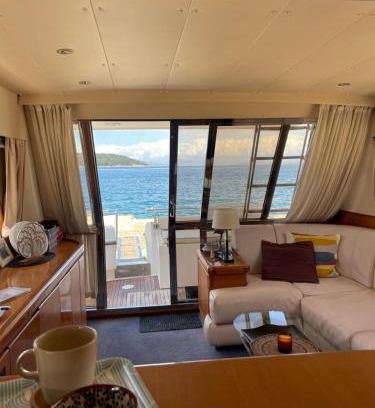Old Town Boat Rental | Vintage yacht