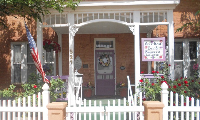 Winslow Bed & Breakfast | Violet Rose Bed & Breakfast
