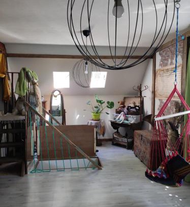 Dambach House | Violeta