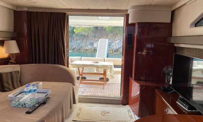Alanya Boat Rental | Vip charter on 50 ft yacht tailored to your dream vacation on Mediterranean !!!
