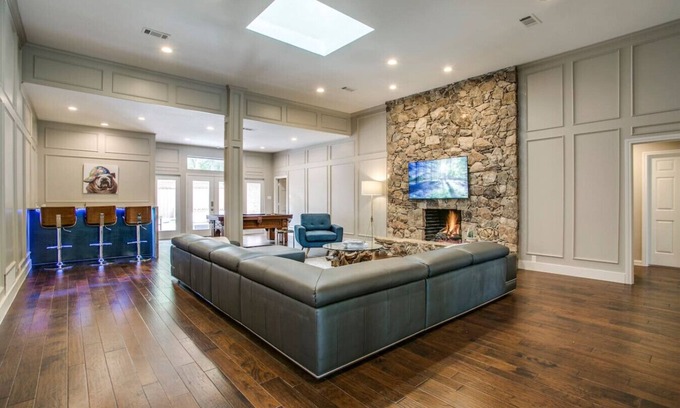 Park Central House | VIP Stylish Home, Comfort and Quiet. 5 STAR