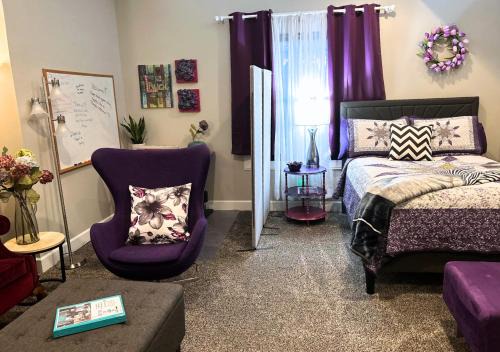 Mapleton/Fall Creek House | VIP Suites for Business Women, Nurses, College Moms Traveling to Indianapolis