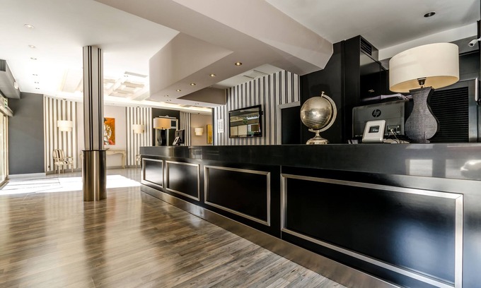 Huerta de Santa Teresa Hotel | Virgen de los Reyes Hotel