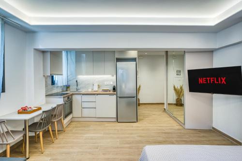 Chios Town Apartment | Virginia Haven 2