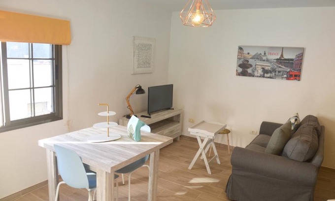 San Sebastian de la Gomera Apartment | Vista al mar y montaña 2