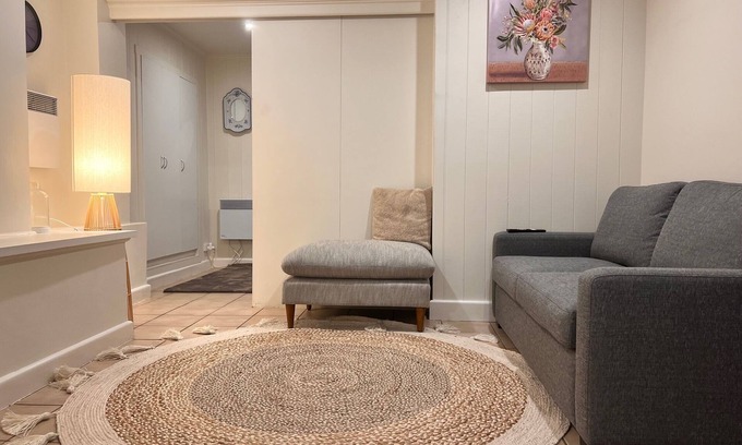 Sandy Bay Apartment | Vista Bliss
