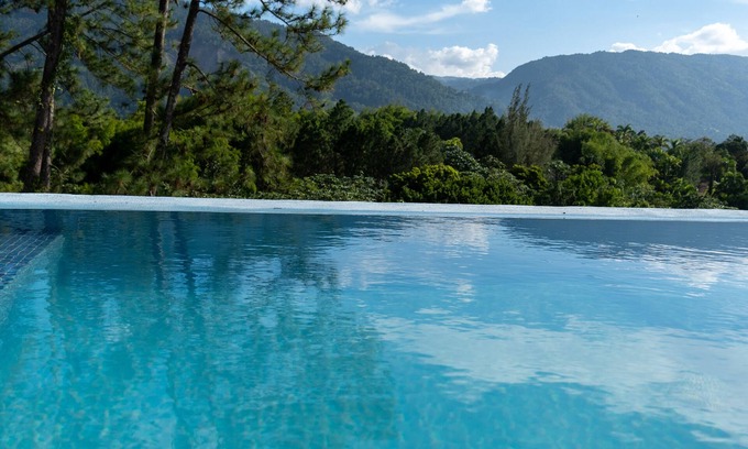 Urbanizacion Raul Ruiz Villa | Vista del Campo Country Club & Villas