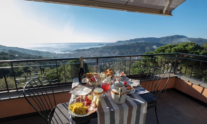 Rapallo Apartment | Vista Mare Portofino by PortofinoVacanze